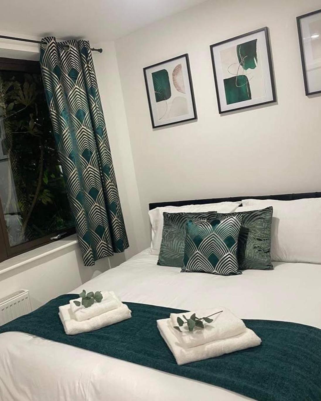 Modern City Centre Apartment Exeter Ngoại thất bức ảnh