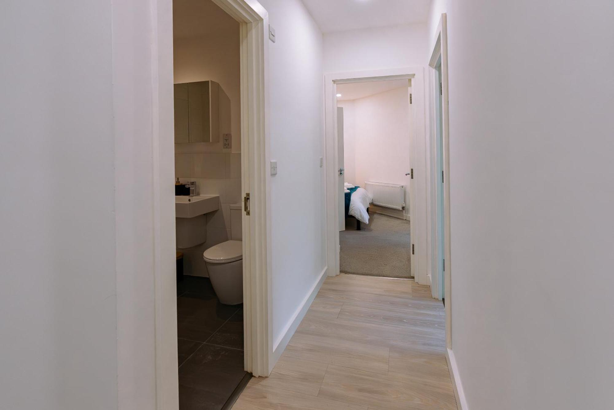Modern City Centre Apartment Exeter Ngoại thất bức ảnh