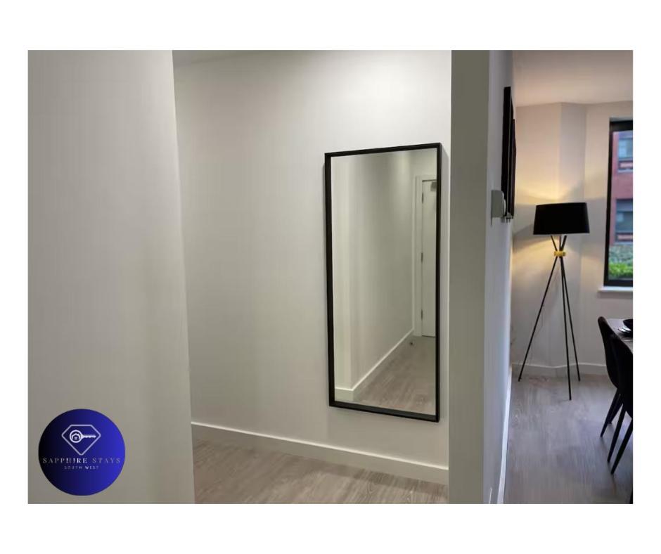 Modern City Centre Apartment Exeter Ngoại thất bức ảnh