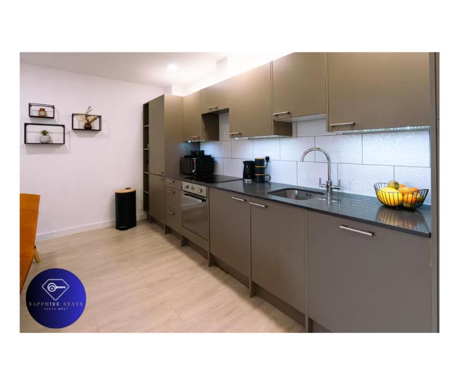 Modern City Centre Apartment Exeter Ngoại thất bức ảnh
