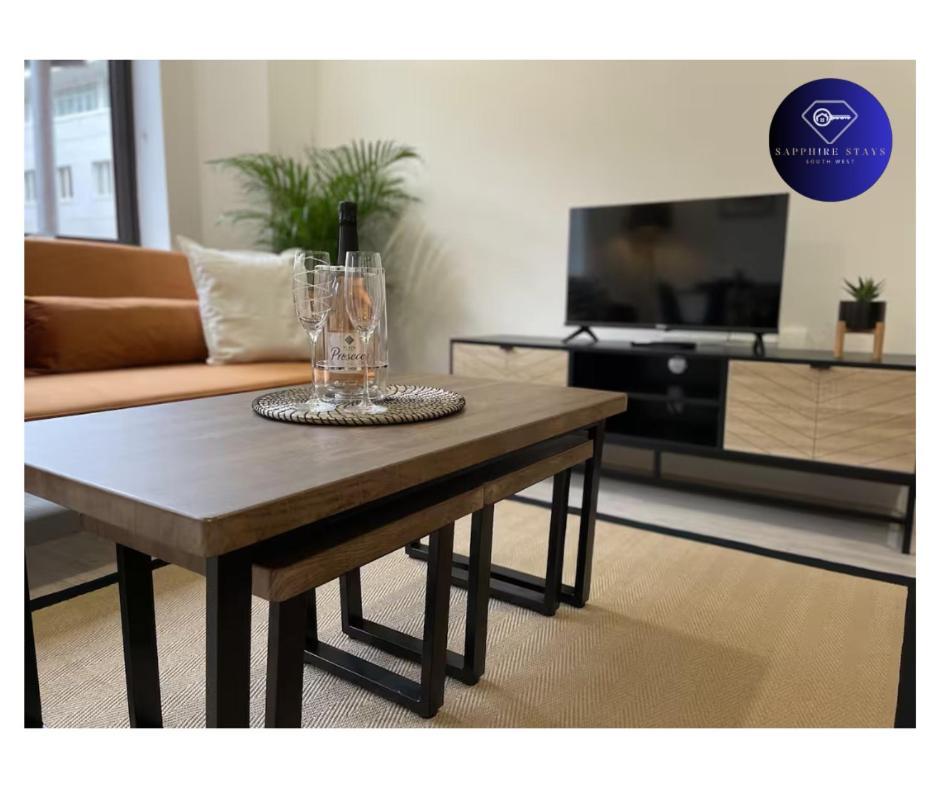 Modern City Centre Apartment Exeter Ngoại thất bức ảnh