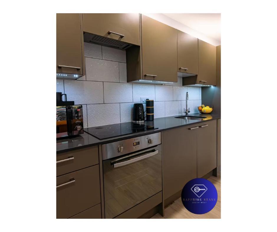 Modern City Centre Apartment Exeter Ngoại thất bức ảnh
